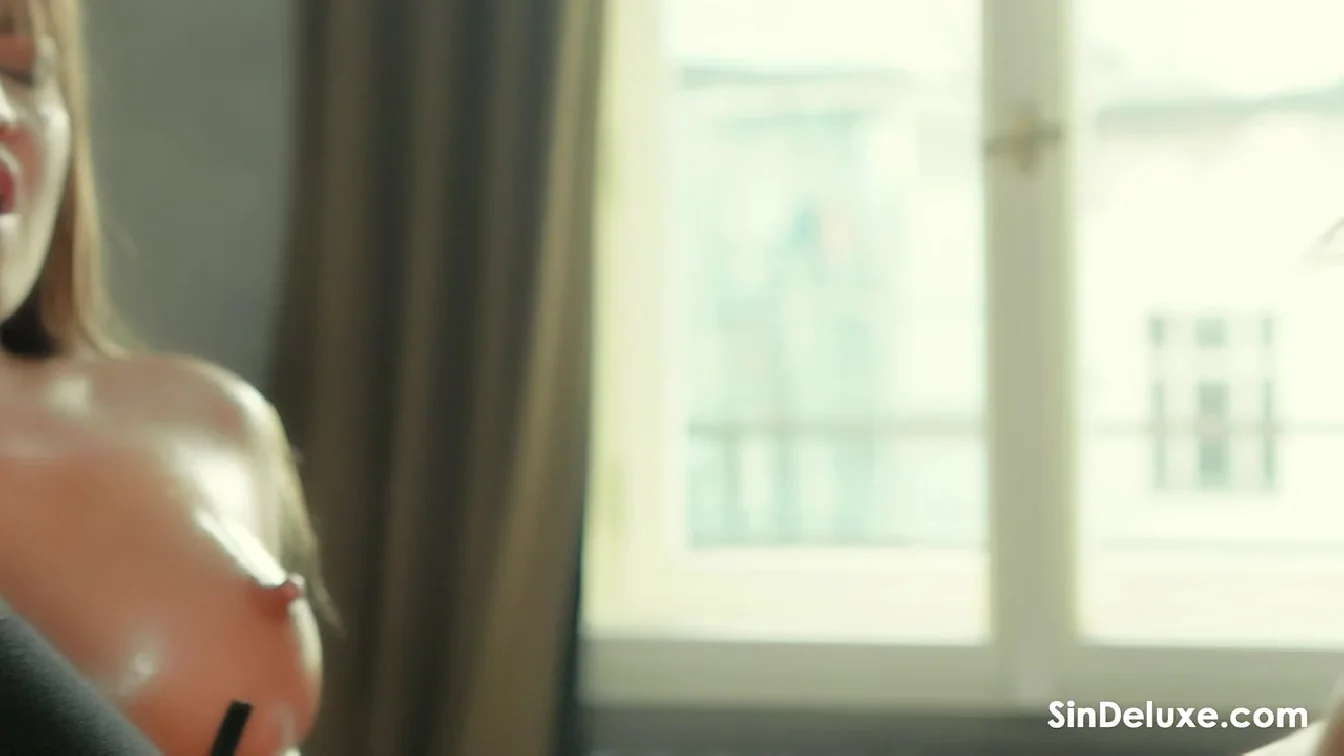 SinDeluxe Sensual Lesbian Pleasure XXX